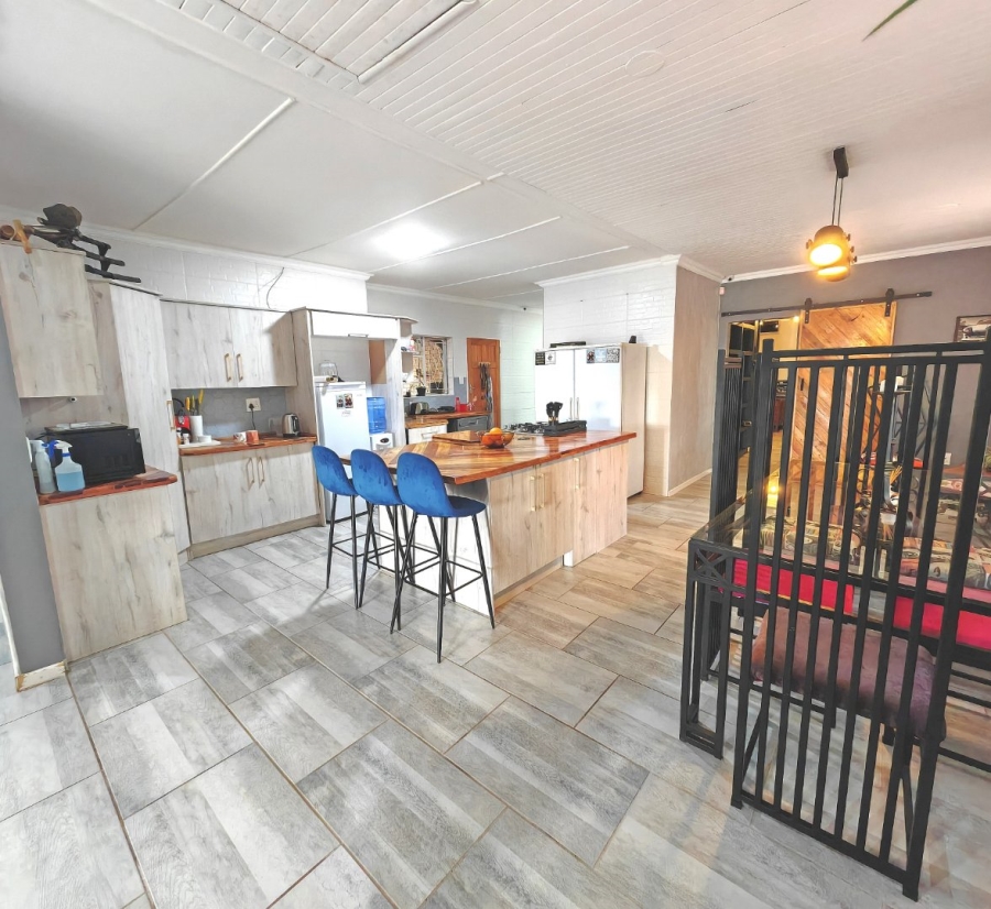 4 Bedroom Property for Sale in Uitsig Free State